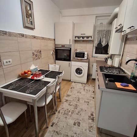 Apartament Ultra Central Marly Hura-Humora Exteriér fotografie
